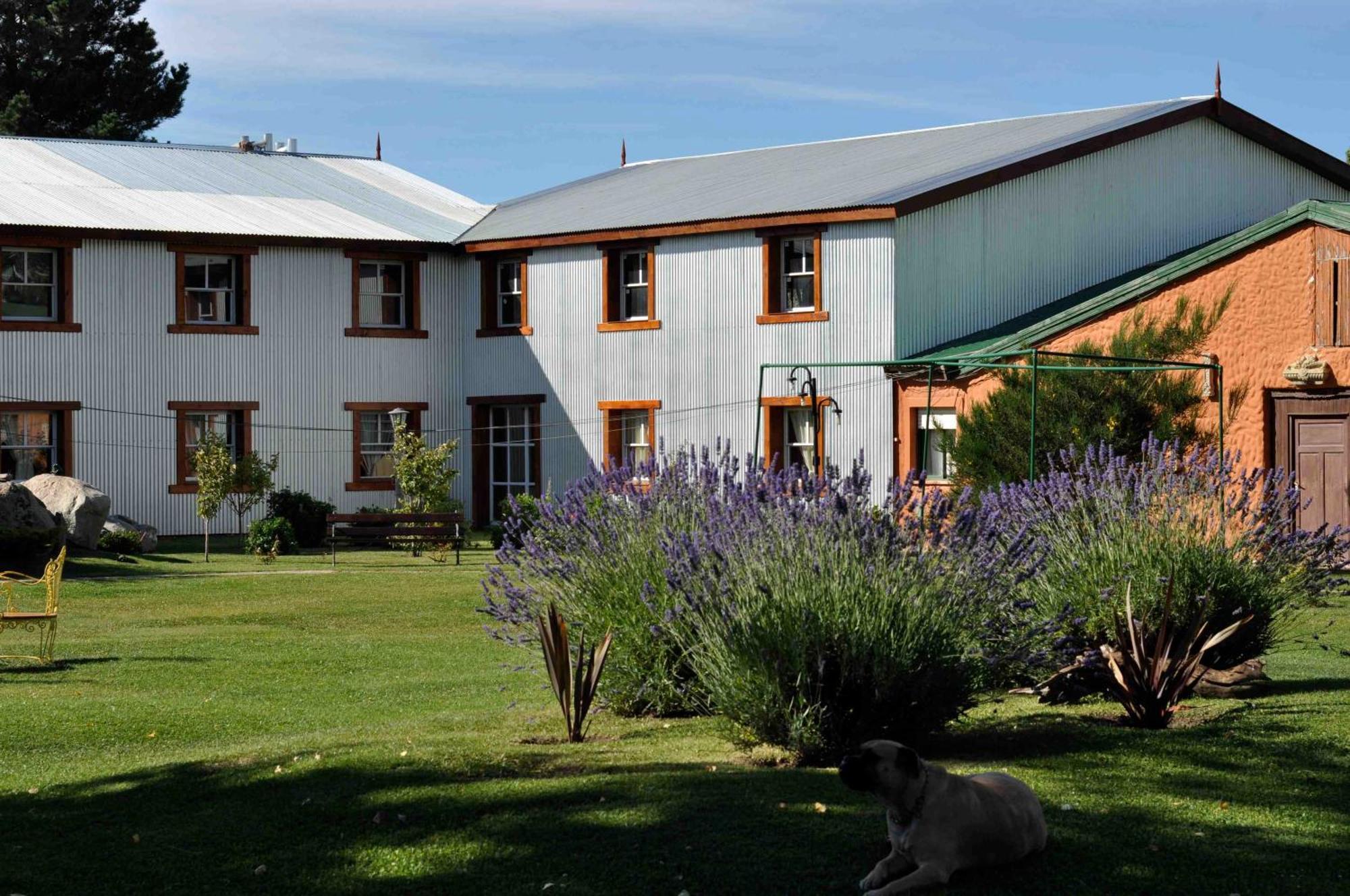 La Loma - Vieja Casona Aparthotel El Calafate Exterior foto